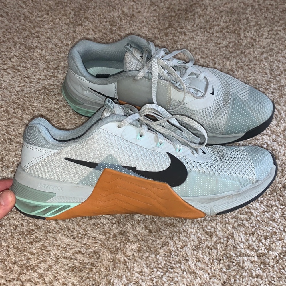 Nike Metcon 7 Mens size 9